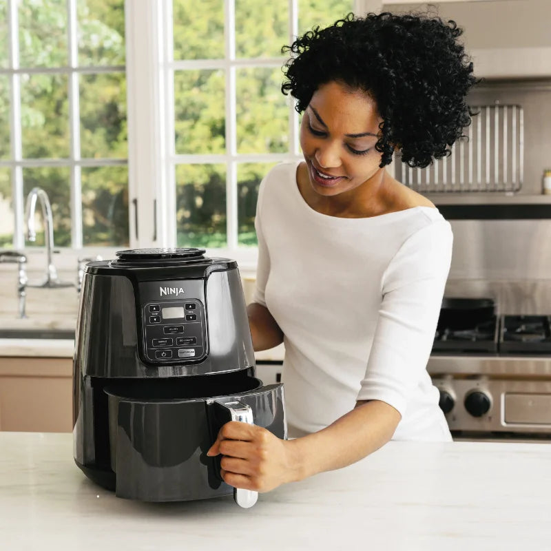 Ninja 4QT Air Fryer, Black, AF100WM FREE SHIPPING