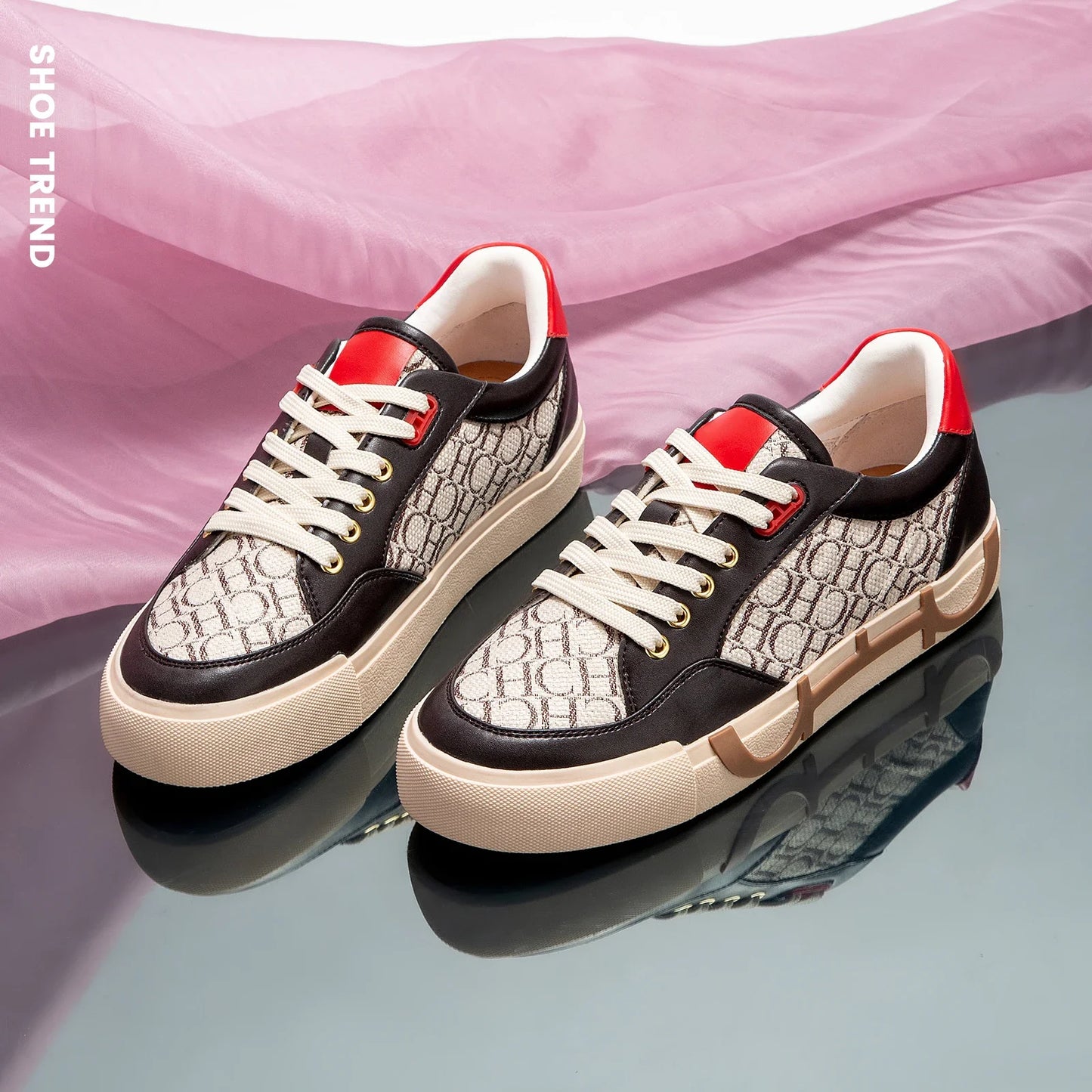 Carolina Herrera Sneaker Classic Retro Style Fashion New Women's Casual Shoes Patchwork Design Comfortable and Versatile Letter Printing