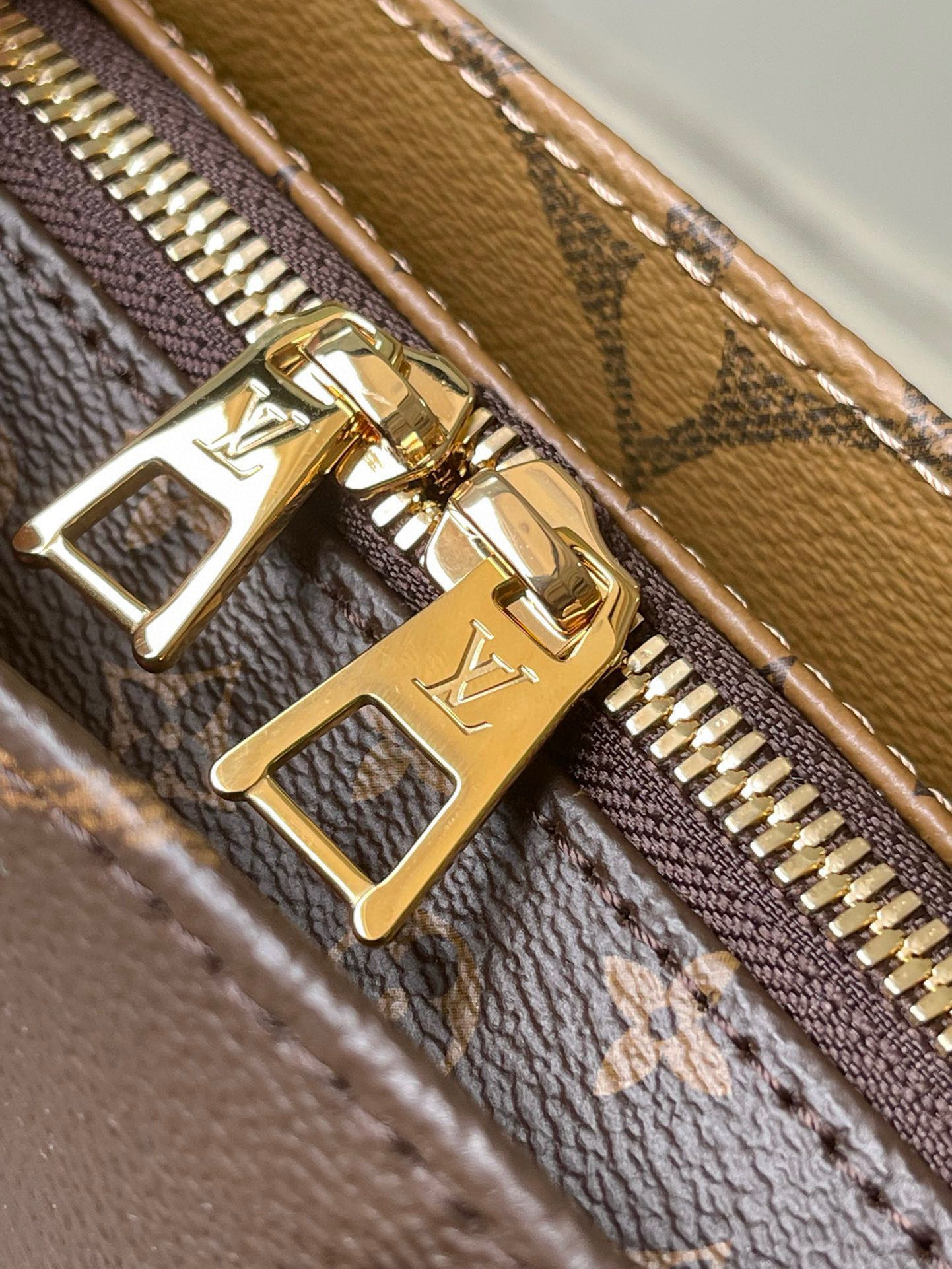 Louis vuitton OnTheGo East West Monogram Worldwide FREE Shipping