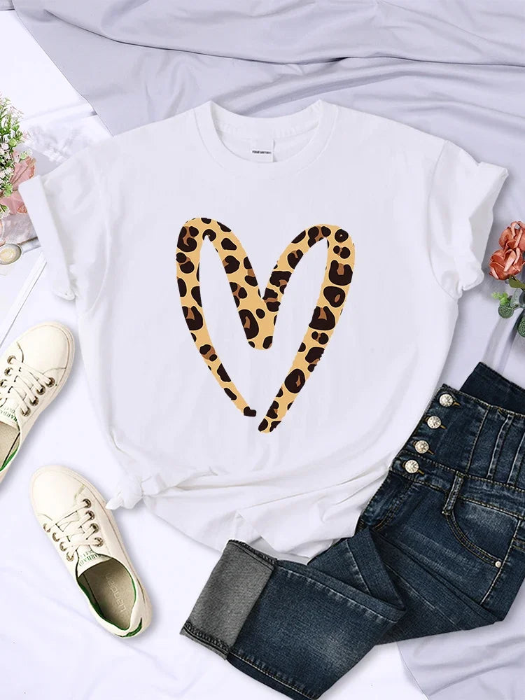 Hollow Out Leopard Print Love Tshirt Women Fashion Casual T Shirt Street Sport Soft Tee Shirt Breathable Street T Shirt Woman