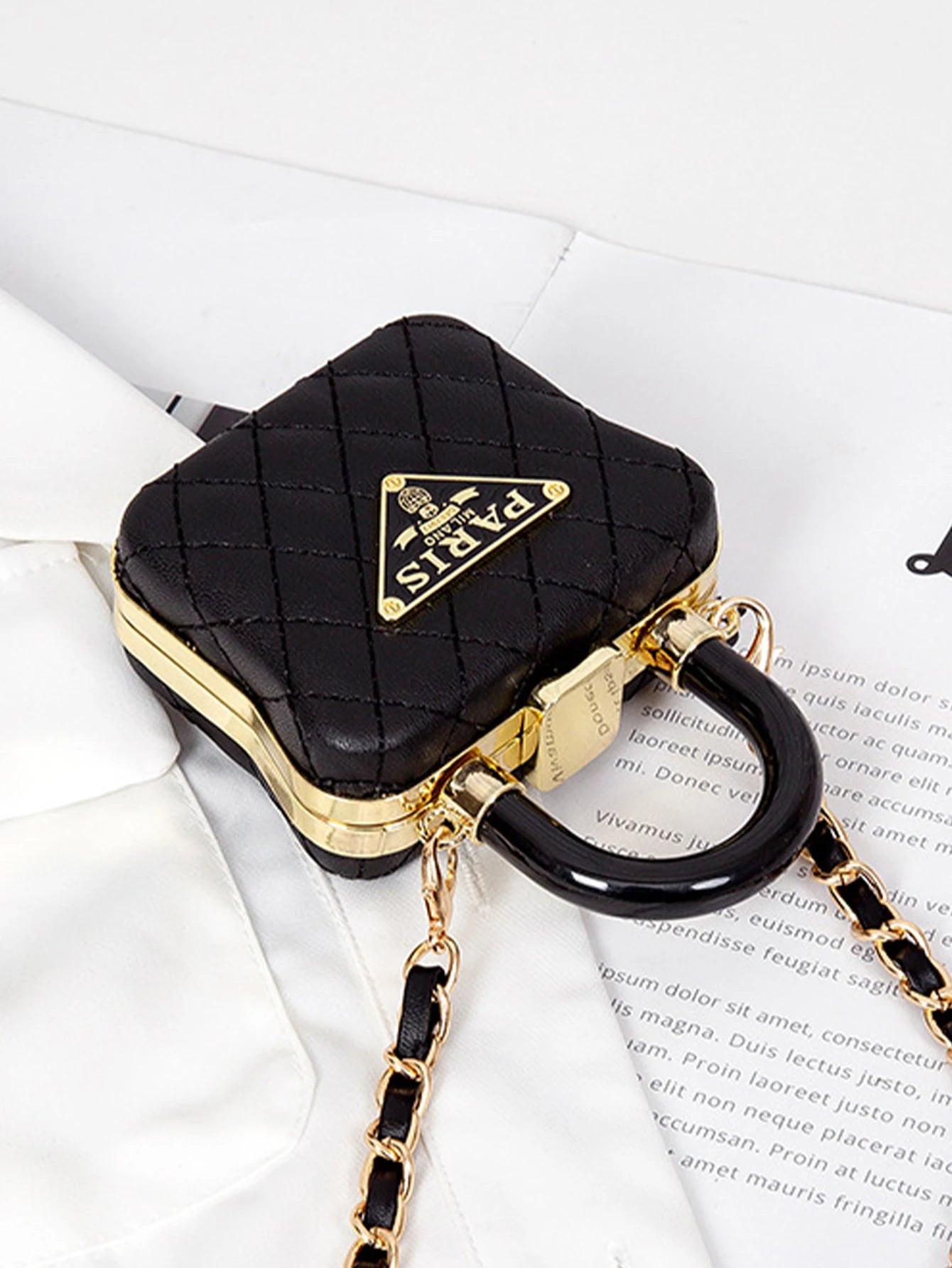 Diamond chain box, exquisite and versatile accessories, niche mini lipstick crossbody bag, earphone bag